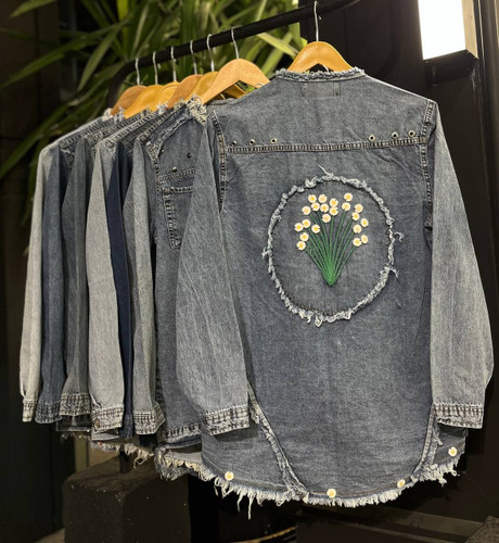 شومیز جین سنگشور شده دخترانه طرح بابونه